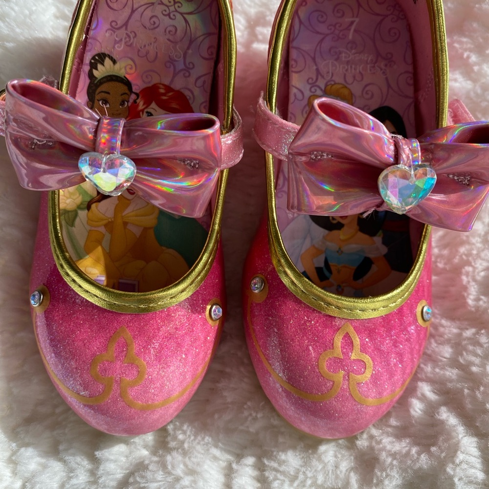 Disney Princess pumps for little girls